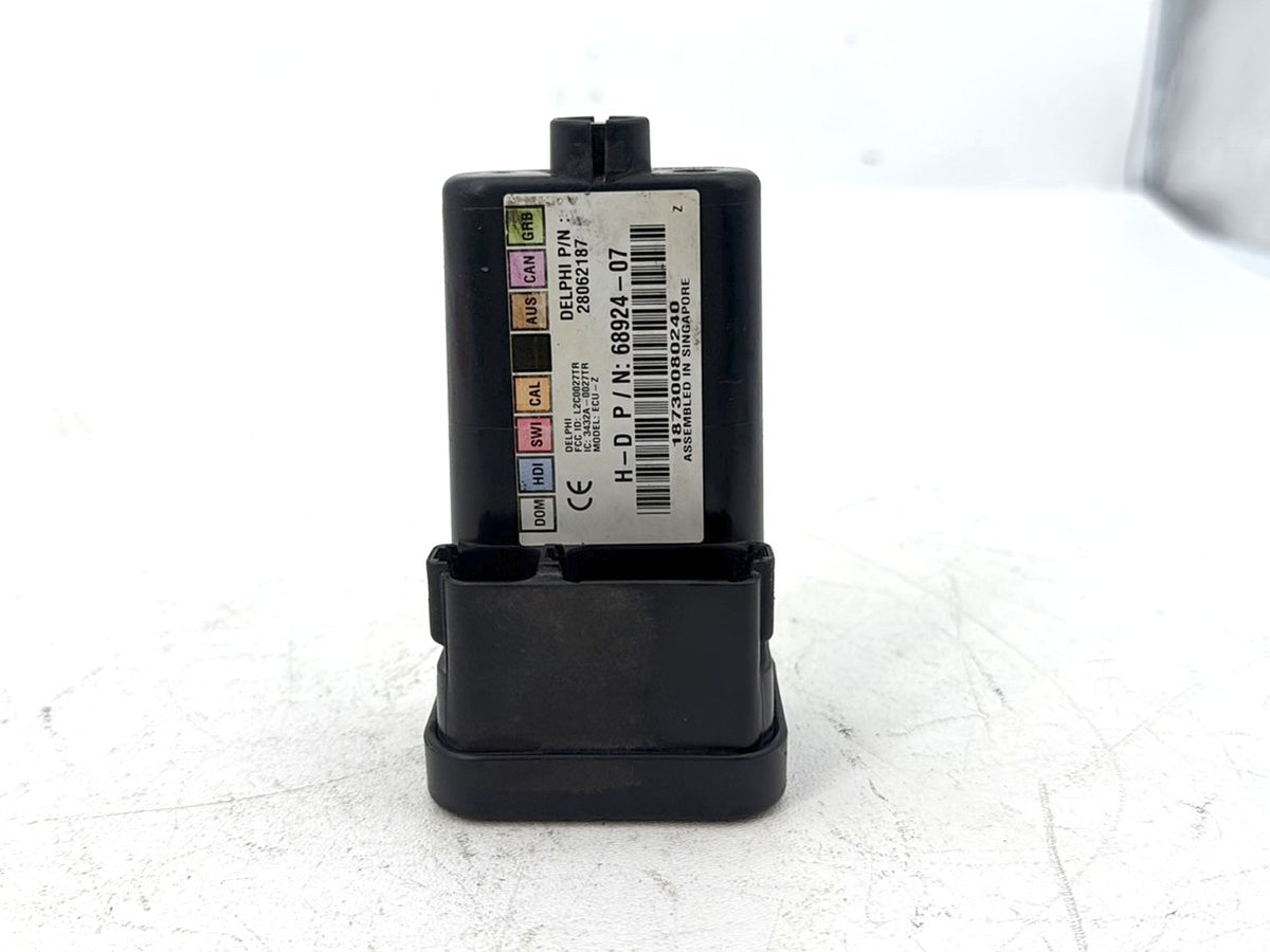 2008 - 2016 Harley-Davidson Touring Electra Glide Ultra Turn Signal Security Module TSSM 68924-07