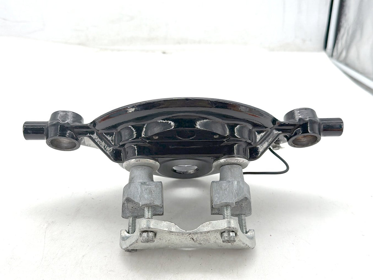 2010 Harley Street Glide Touring FLHX OEM Front Fork Upper Triple Tree Bracket