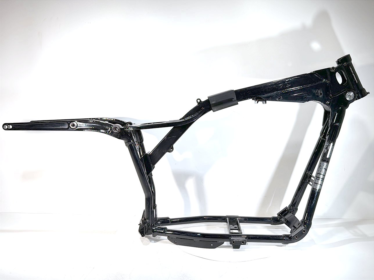 2007 - 2017 Harley-Davidson Dyna Super Glide Custom Body Main Frame Chassis SLVG 47463-06BHP