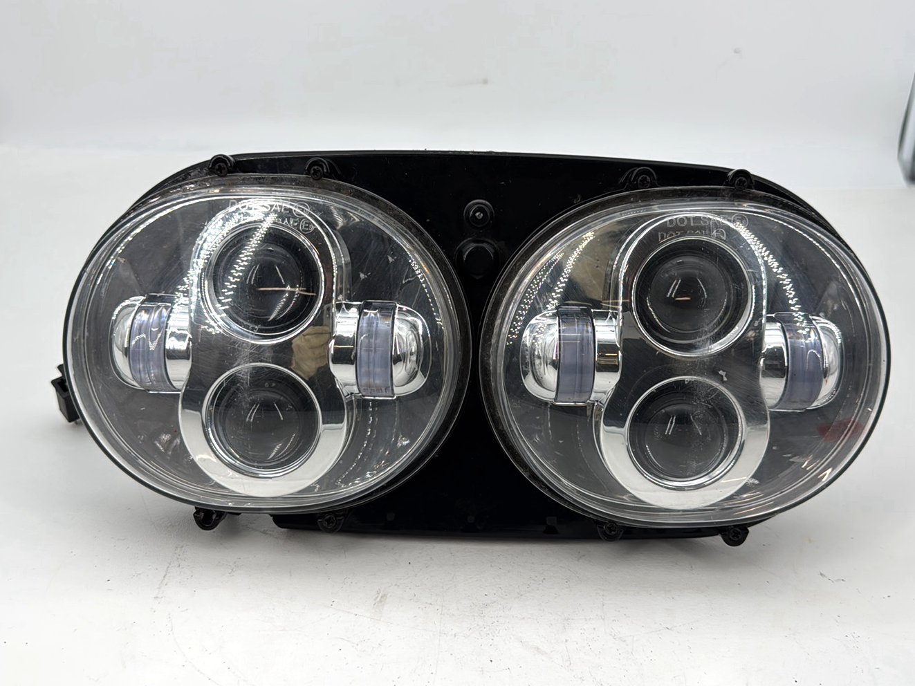 2007 - 2012 Harley-Davidson Touring Road Glide Headlight Headlamp Head Lamp Light LED 67775-01C