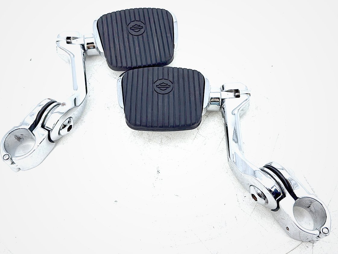 1998 Harley Touring FLHTCUI Electra Glide Ultra OEM Front Right Left Highway Foot Pegs
