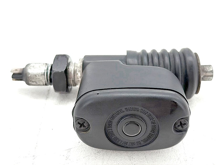 2014 Harley Dyna Low Rider FXDL OEM Rear Brake Master Cylinder Reservoir