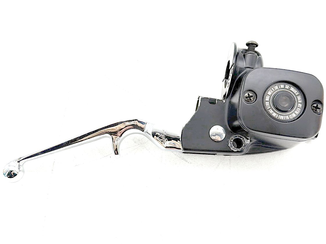 2005 Harley Softail Fat Boy FLSTF OEM Front Right Brake Lever Master Cylinder
