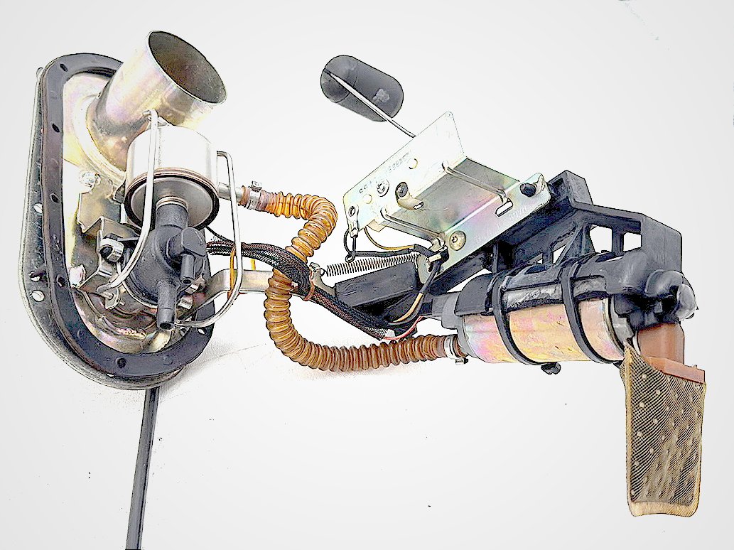 2006 Harley Touring FLHTCI Electra Glide Classic OEM Fuel Pump Gas Gasoline Petrol Sending