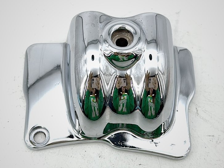 1999 - 2006 Harley-Davidson Touring CVO Screamin Eagle Road King Oil Line Hose Cover Cap Trim Panel 37946-99