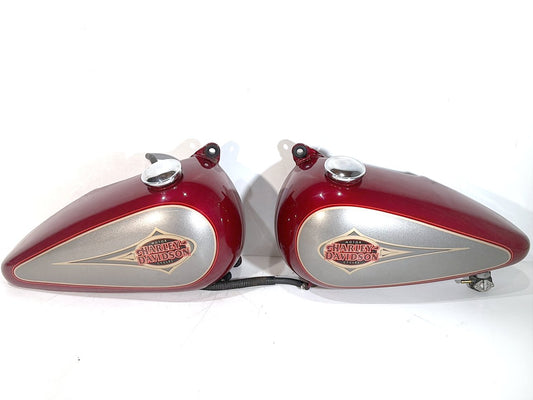 1986 - 1998 Harley-Davidson Softail Heritage Classic Fuel Gas Tank Gasoline Reservoir 61228-97 , 61426-97