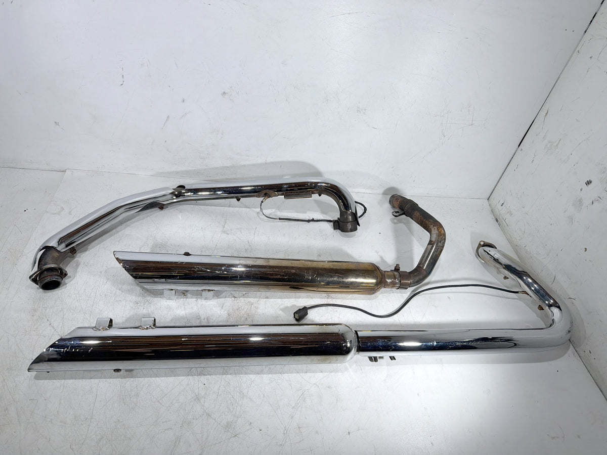2010 Harley Electra Glide Touring Ultra OEM Exhaust Header Pipes Muffler