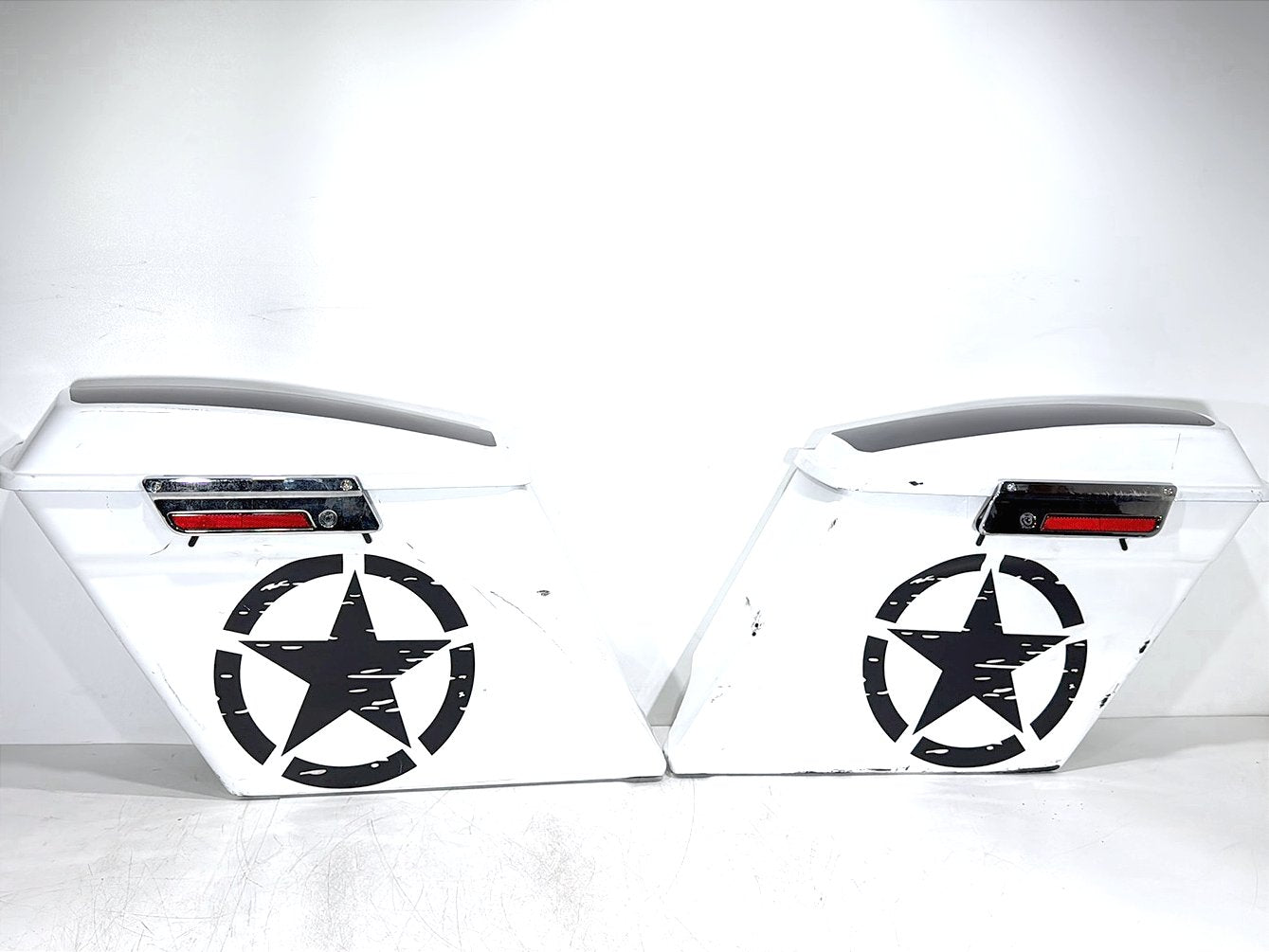 2008 Harley Touring FLHT Electra Glide OEM Left Right Saddlebags Luggage NOKey