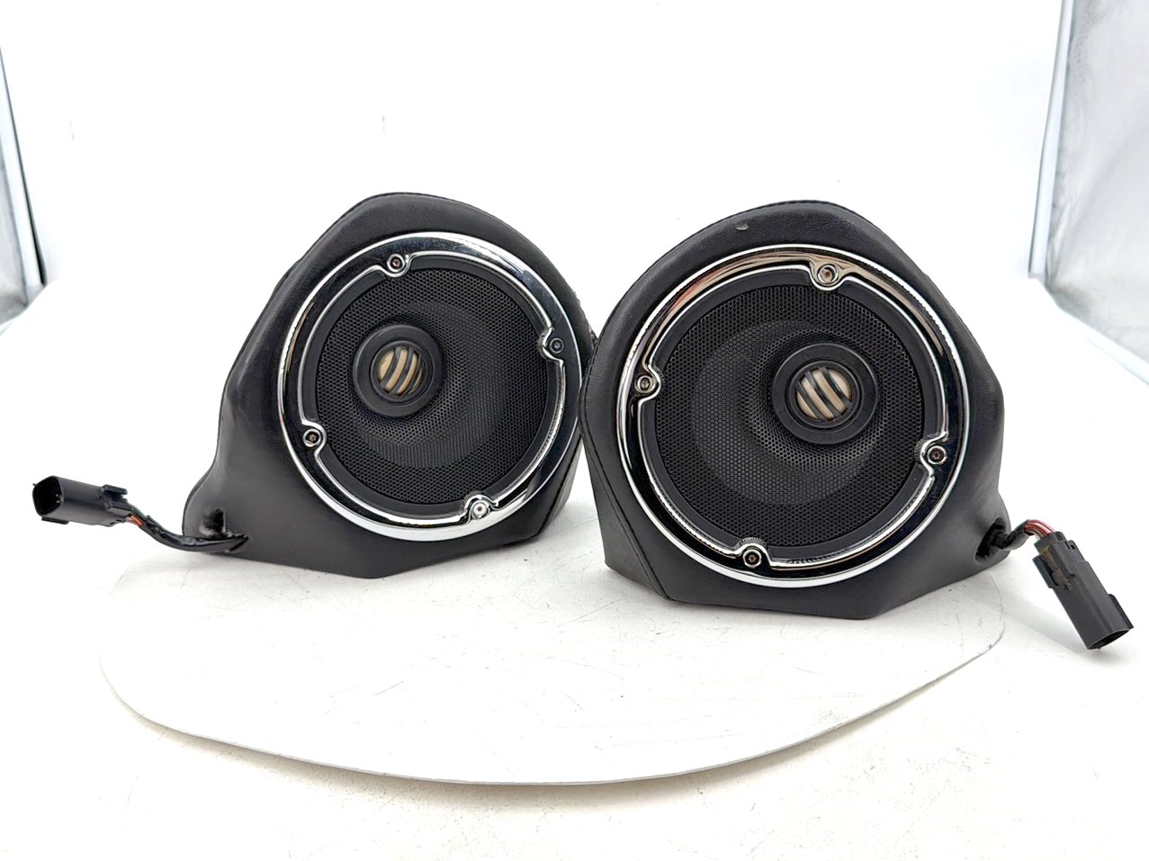 2008 - 2016 Harley-Davidson Touring Electra Glide Ultra Rear Left Right Audio Speakers 	76307-98