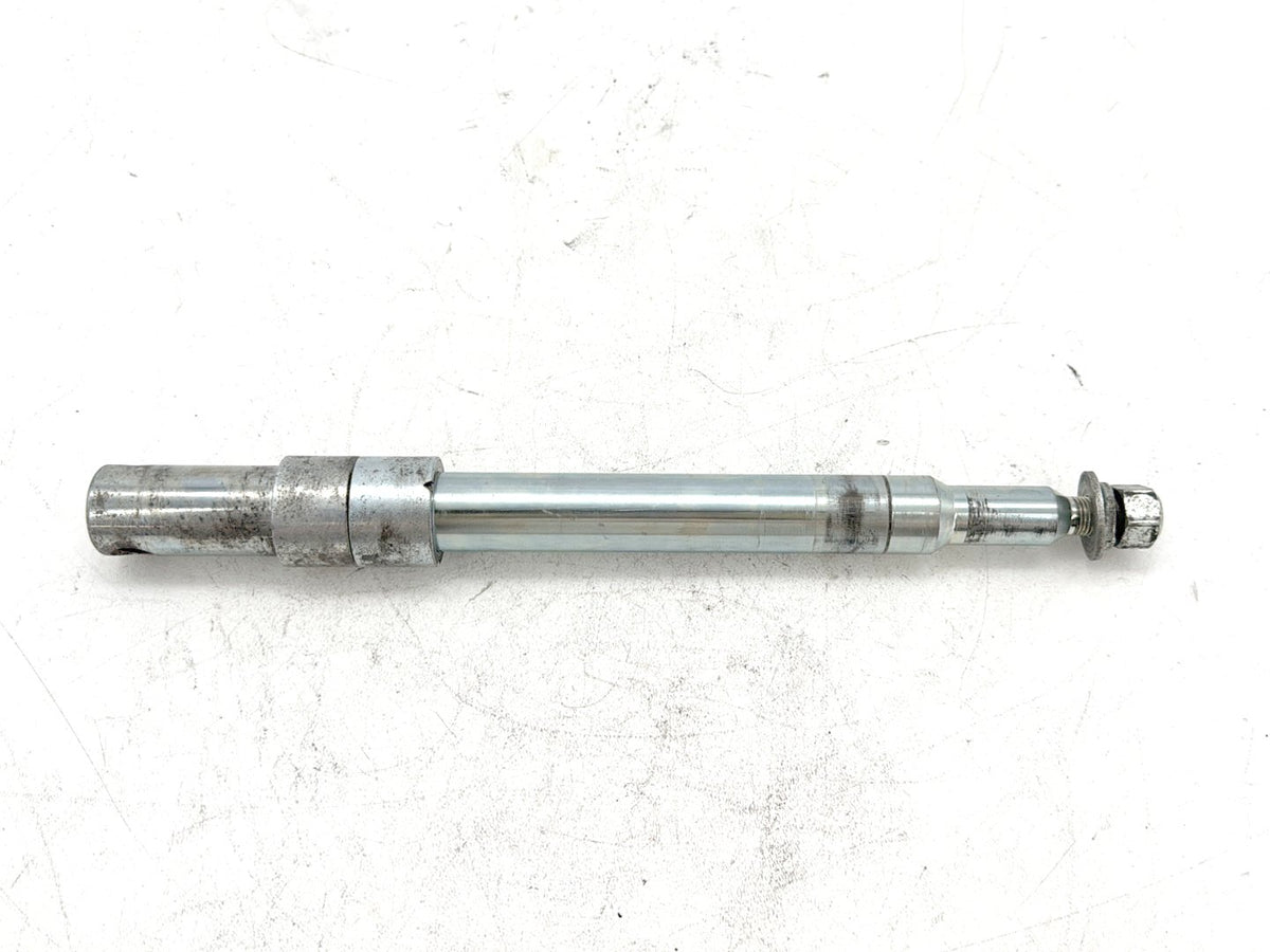 2006 Harley Street Glide Touring FLHXI OEM Front Wheel Axle Bolt Shaft