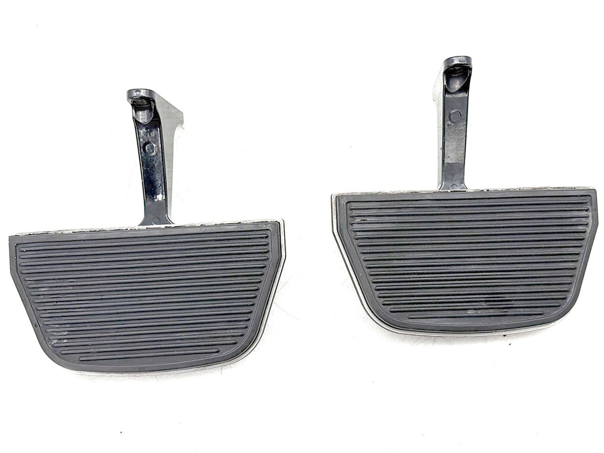 2012 Harley Electra Glide Touring OEM Left Right Passenger Floorboard Foot Rest