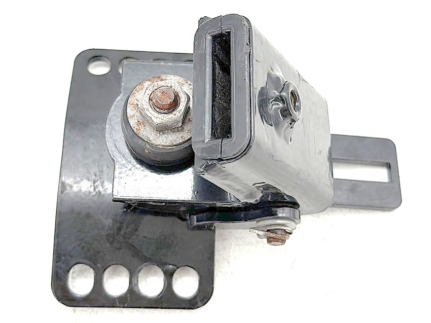 2013 Harley Electra Glide Touring CVO Front Driver Rider Backrest Bracket Mount