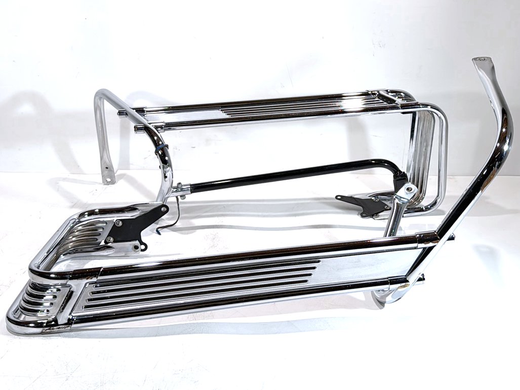 1999 - 2006 Harley-Davidson Touring Electra Glide Classic Rear Left Right Saddlebag Guard Rails Bar  	49193-93