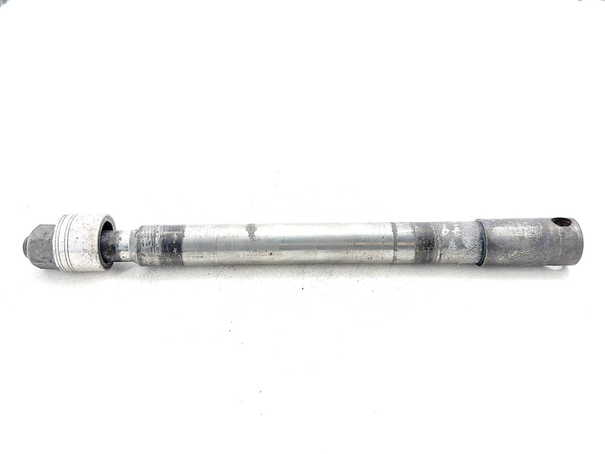 2011 Harley Street Glide Touring FLHX-103 OEM Front Wheel Axle Bolt Shaft