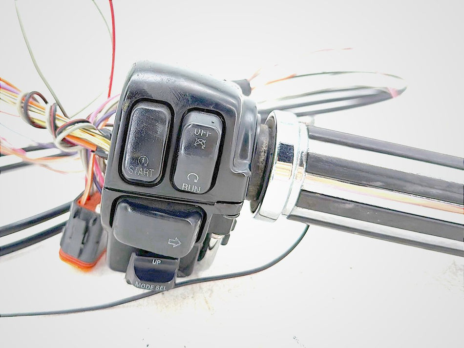 2005 Harley Electra Glide Touring FLHTI OEM Right Engine Start Kill Switches Controls
