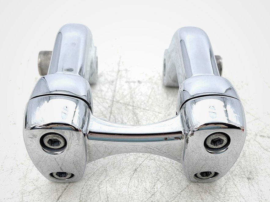 2015 Harley Dyna Low Rider FXDL OEM Front Handlebar Riser Top Clamp Chrome