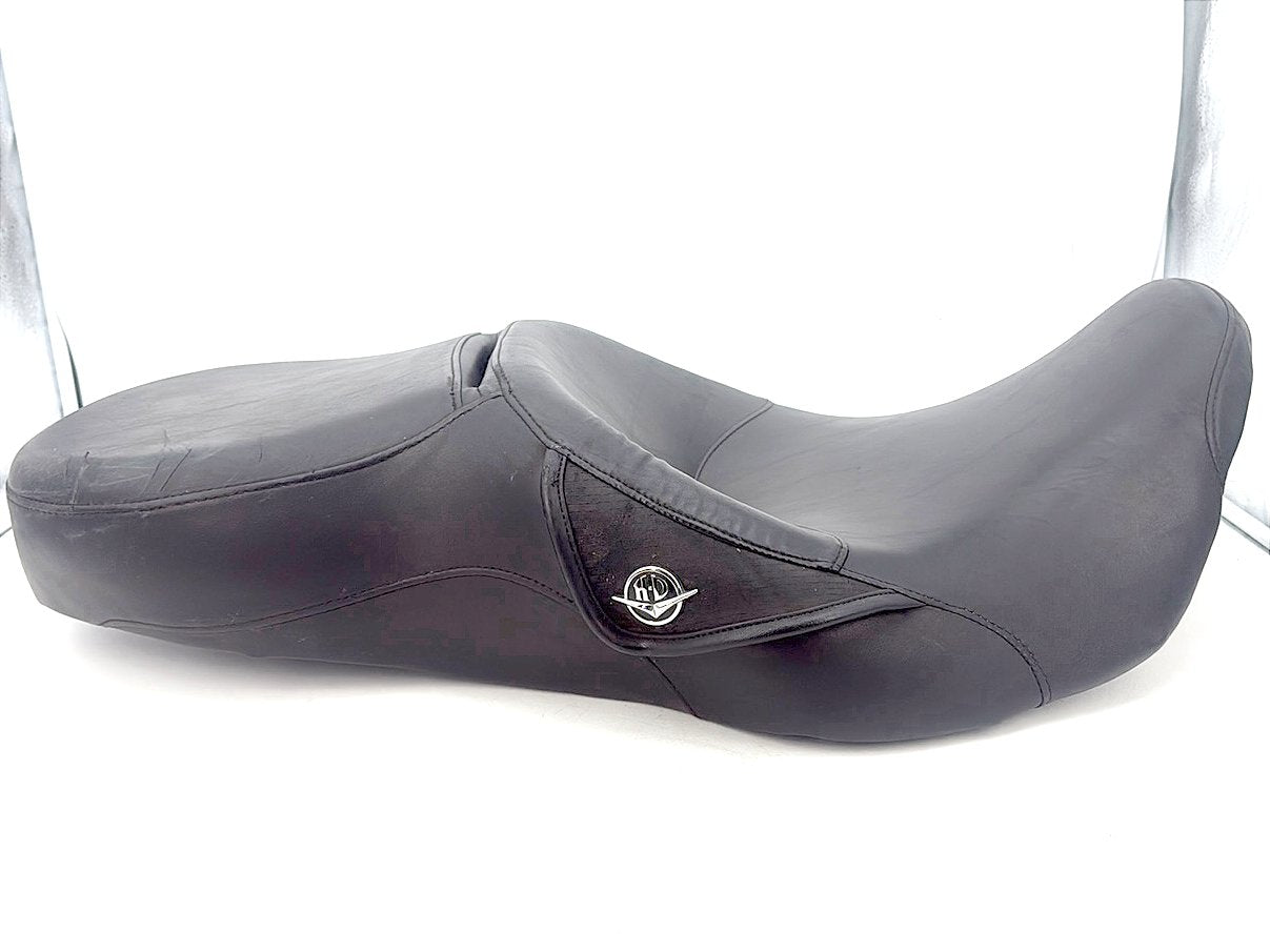 2005 Harley Touring FLHRCI Road King Classic OEM Passenger Rider Driver Seat Saddle