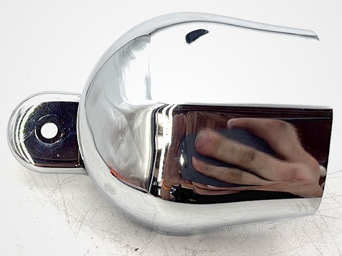 2004 Harley Touring FLHT Electra Glide OEM Horn Signal Klaxon Chrome Cover
