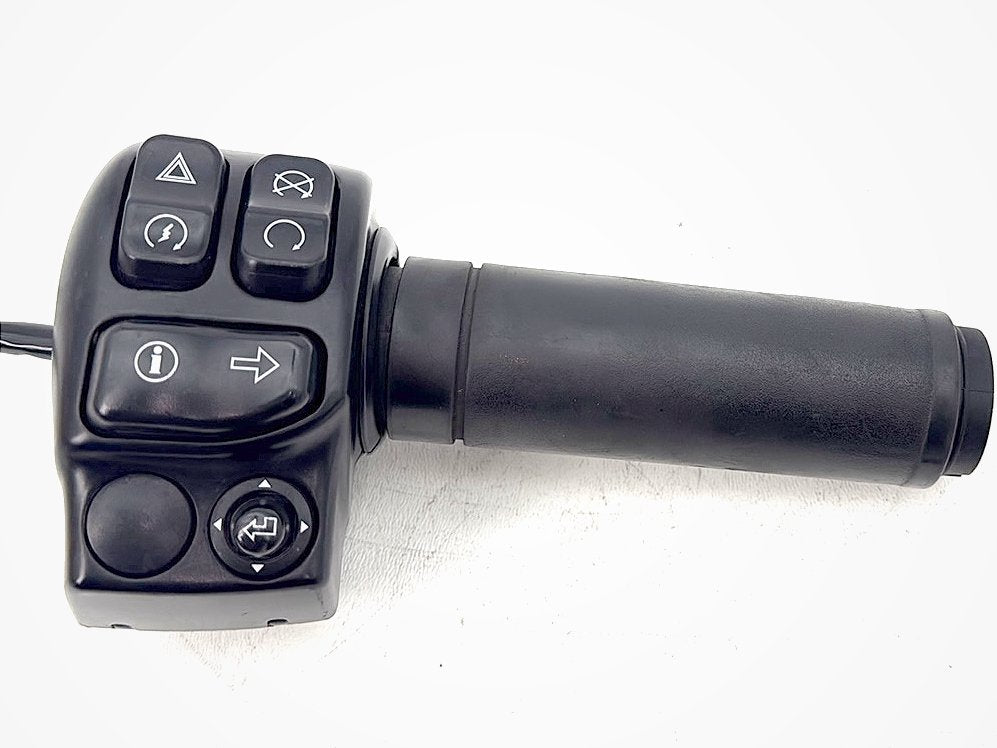 2015 Harley Touring Street Glide OEM Right Engine Start Kill Switches Controls