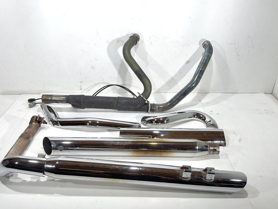2010 Harley Electra Glide Touring Ultra FLHTCU OEM Exhaust Header Pipes Muffler