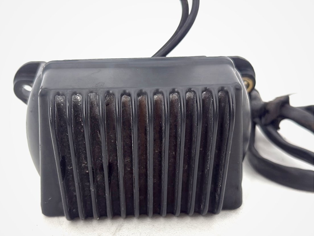 1999 - 2006 Harley-Davidson Touring Electra Glide Voltage Regulator Rectifier  74505-02