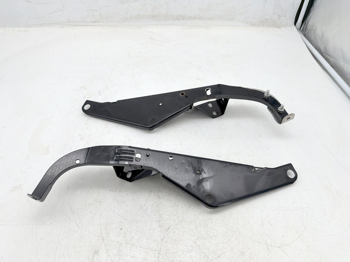 2010 Harley Street Glide Touring FLHX OEM Right Left Fairing Support Brackets