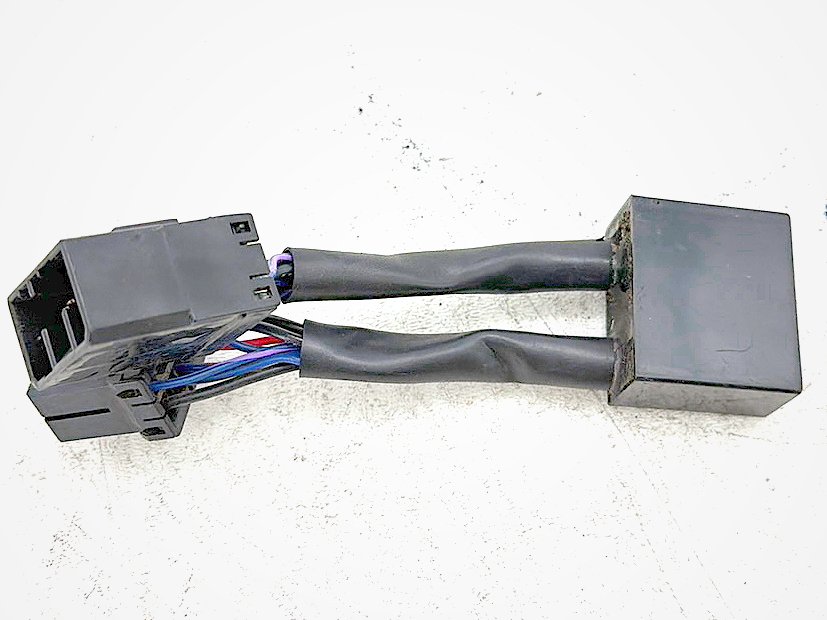2009 Harley Electra Glide Touring Ultra Tail Turn Signal Light Converter Module