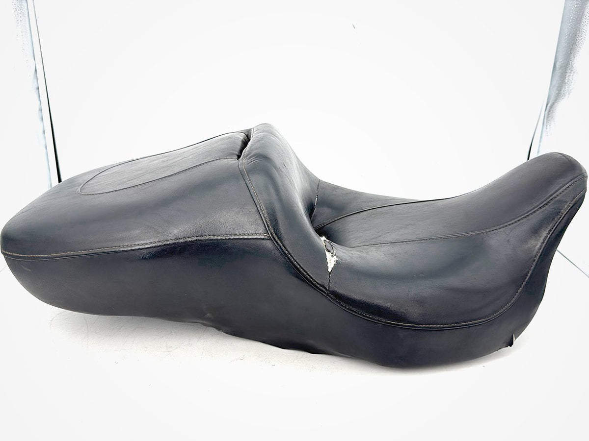 08 Harley Touring Electra Glide OEM Passenger Rider Driver Seat Saddle * TORN *