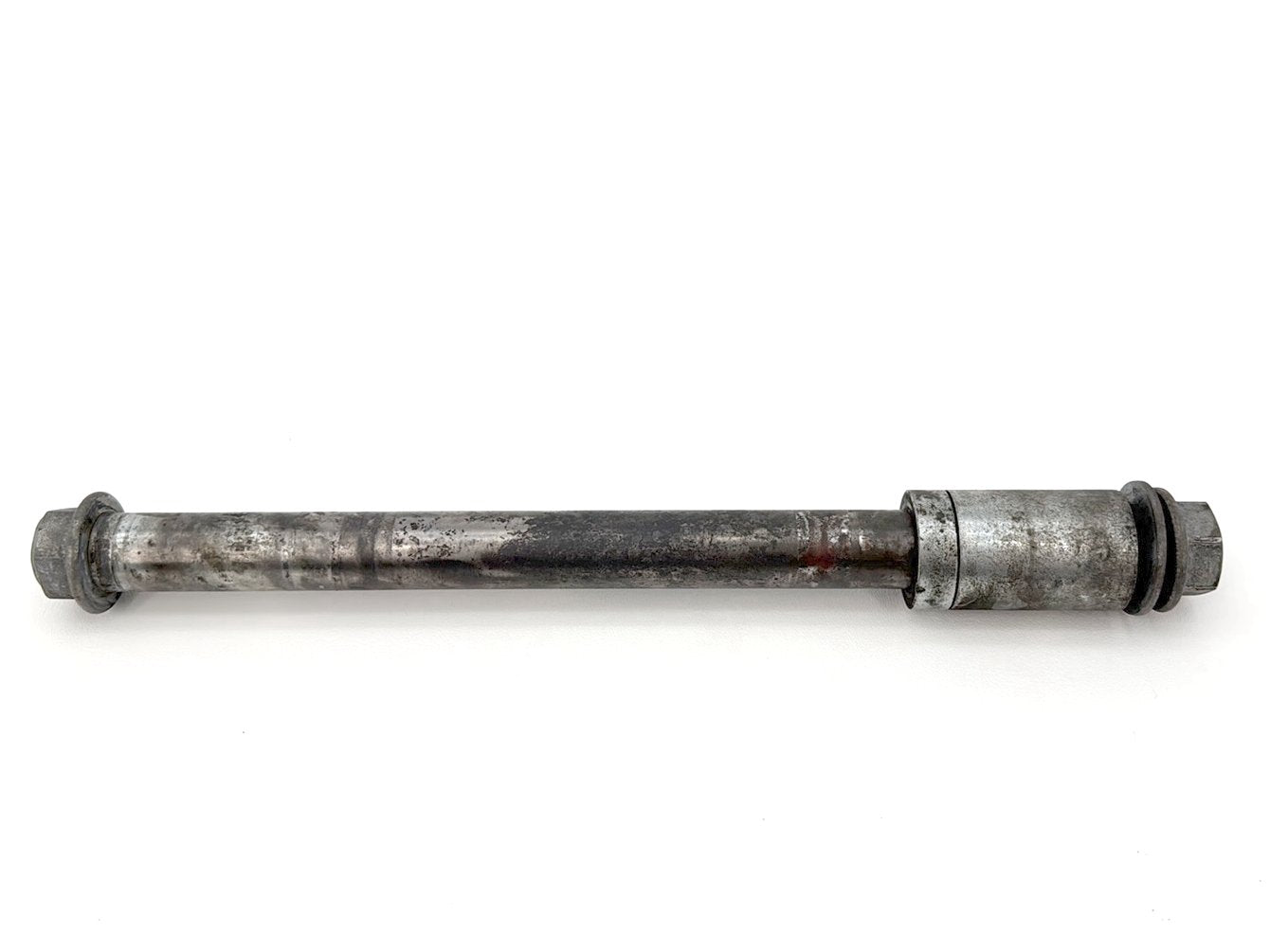 2006 - 2017 Harley-Davidson Dyna Street Bob Rear Wheel Axle Bolt Shaft 41114-06