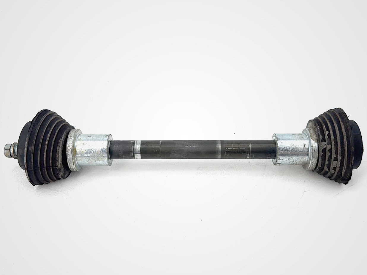 2008 - 2016 Harley-Davidson Touring Electra Glide Ultra Rear Fork Swingarm Pivot Bolt Shaft