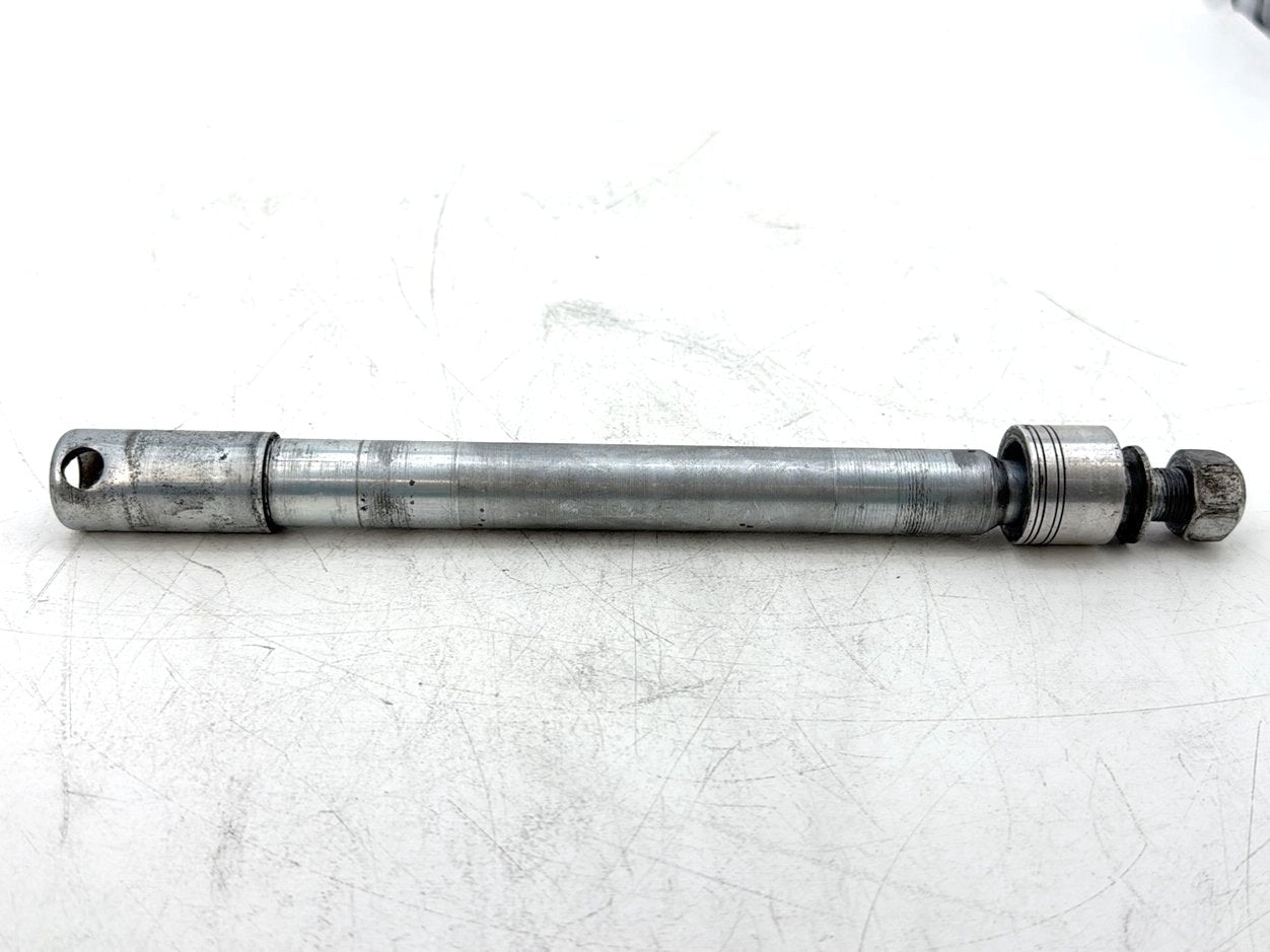 2014 Harley Street Glide Touring FLHXS OEM Front Wheel Axle Bolt Shaft