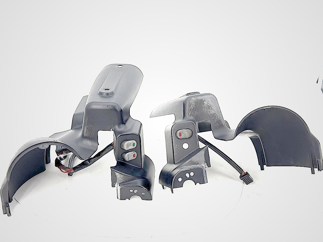 2005 Harley Road Glide Touring FLTRI OEM Left & Right Headlamp Nacelle Covers
