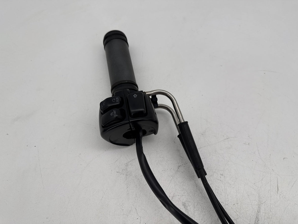2008 Harley Softail Custom FXSTC OEM Right Engine Start Kill Switches Controls