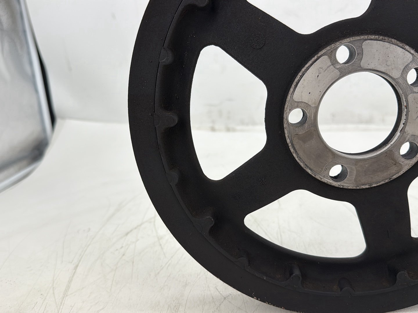2008 Harley Sportster XL883L 883 Low OEM Rear Driver Pulley Sprocket 68T 1"