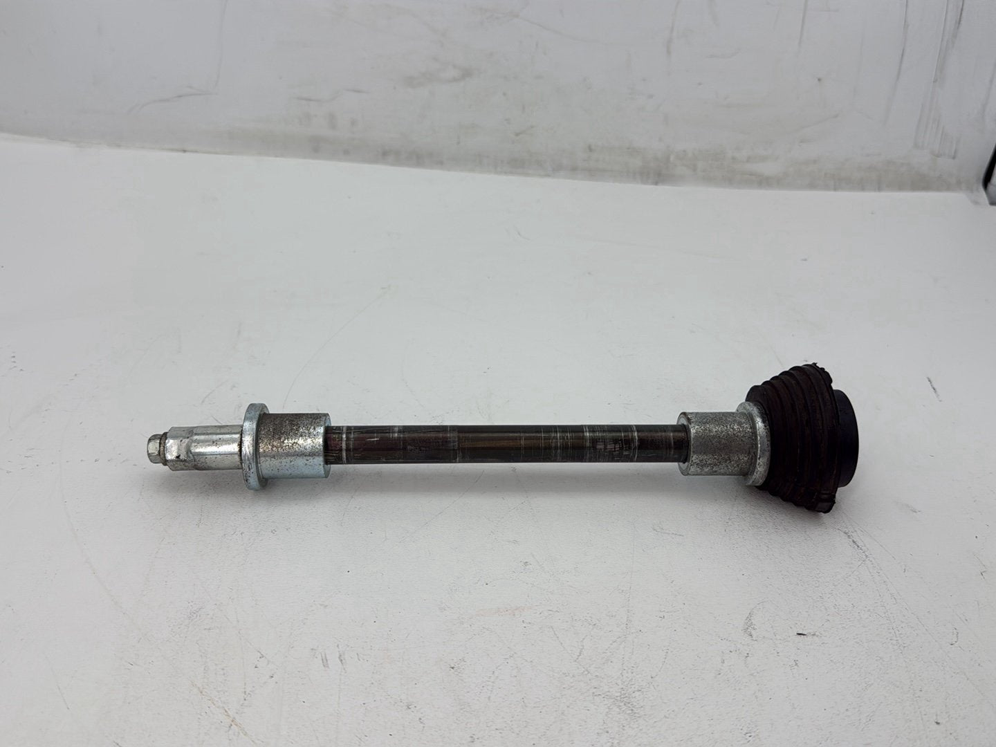 2014 Harley Electra Glide Touring CVO Screamin Eagle OEM Rear Fork Swingarm Pivot Bolt Shaft