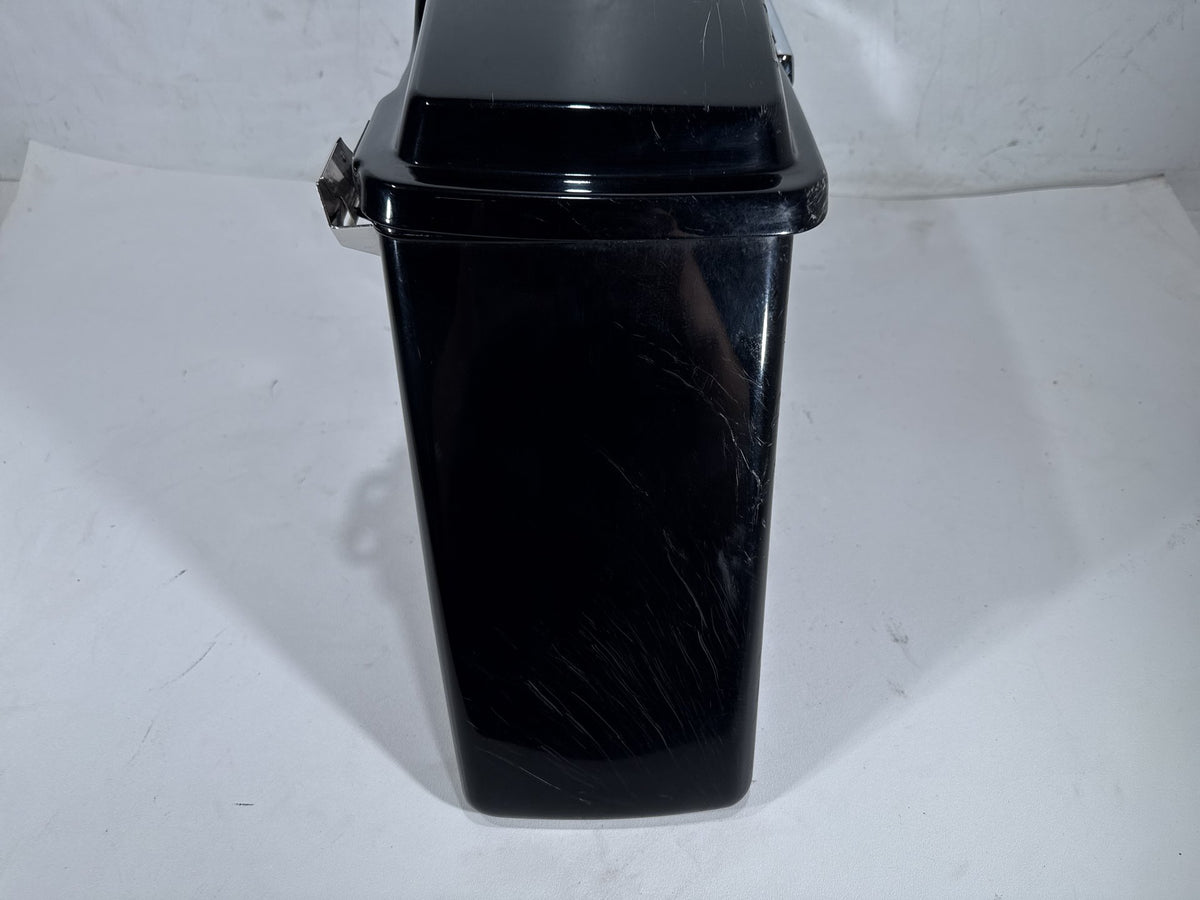 2004 Harley Road King Touring Classic OEM Right 1 Saddlebag Luggage NO Key