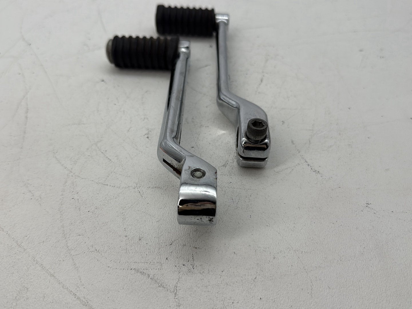 2008 Harley Road King Touring FLHR OEM Gear Shifter Lever Pedal Pedals