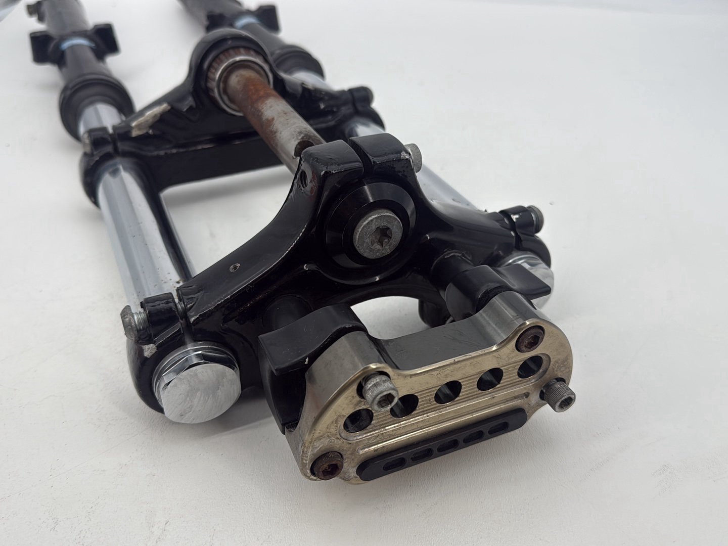 2004 - 2022 Harley-Davidson Sportster 1200 Nightster Front Triple Tree Set & LH RH Fork Legs Sliders 46758-07