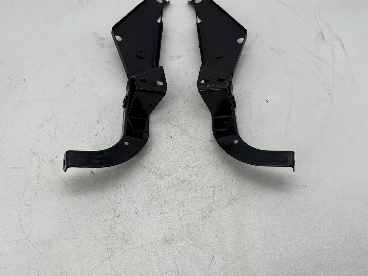 2006 Harley Touring FLHTCI Electra Glide Classic OEM Right Left Fairing Support Brackets