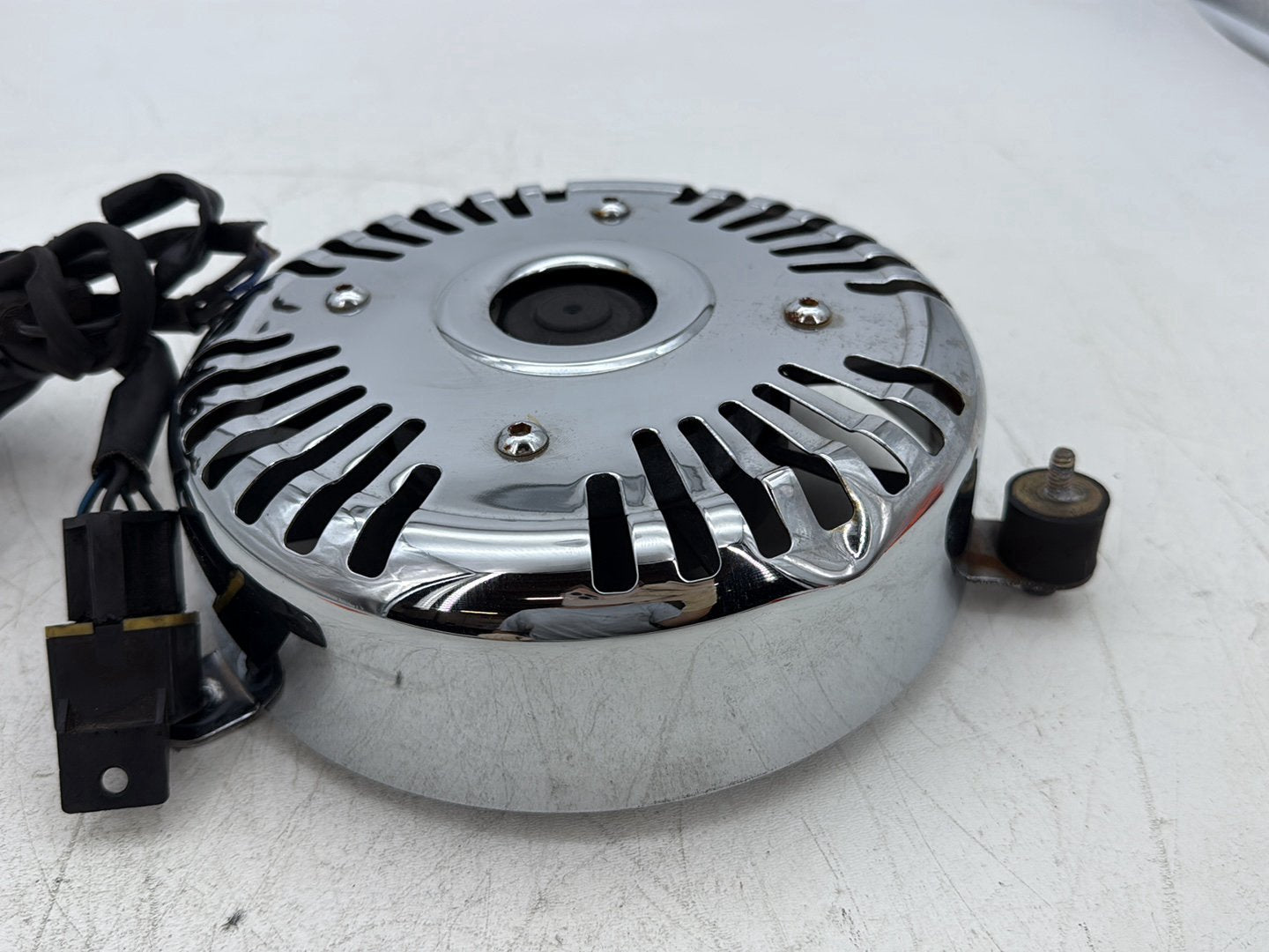 2000 Harley Touring Electra Glide Ultra OEM Cooling Fan Blades w/ Chrome Cover