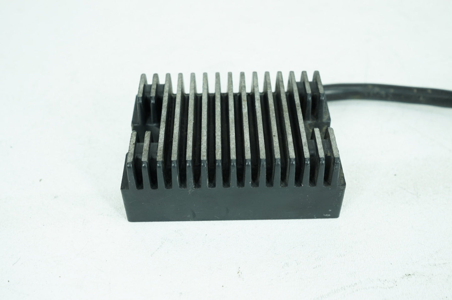 2002 Harley Sportster XL883 OEM Voltage Regulator Rectifier