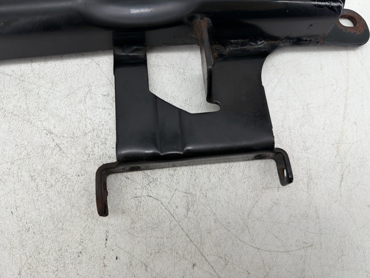 02 Harley Heritage Softail Classic FLSTC OEM Seat Bracket Mount Support Mounting