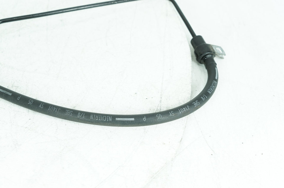 2004 - 2022 Harley-Davidson Sportster Iron 883 Front Brake Hose Line Pipe   46400-04C