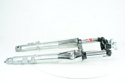 2008 - 2016 Harley-Davidson Touring Electra Glide Ultra Front Triple Tree Set & LH RH Fork Legs Sliders 45435-10