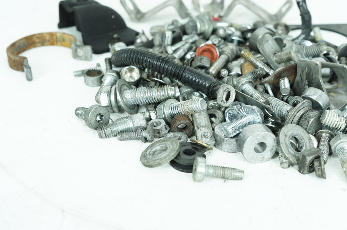 2000 Harley-Davidson Touring FLHRCI - Hardware Bolts Nuts & Brackets