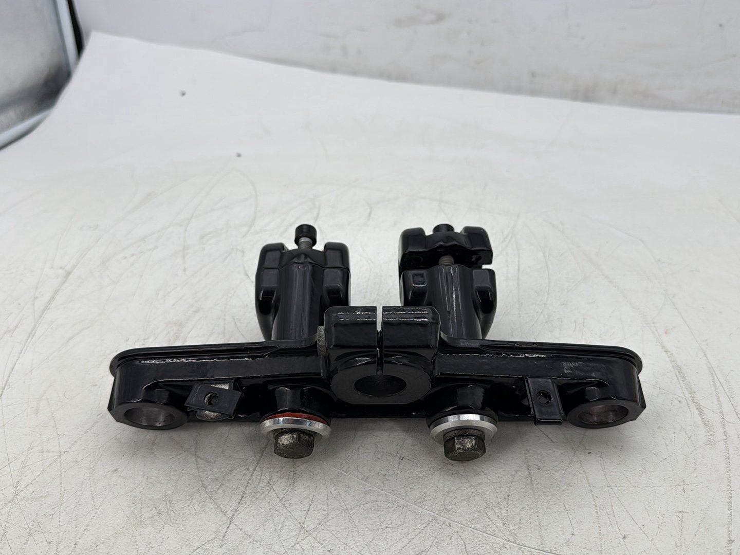 2011 Harley Softail FLSTFB Fat Boy OEM Front Fork Upper Triple Tree Clamps