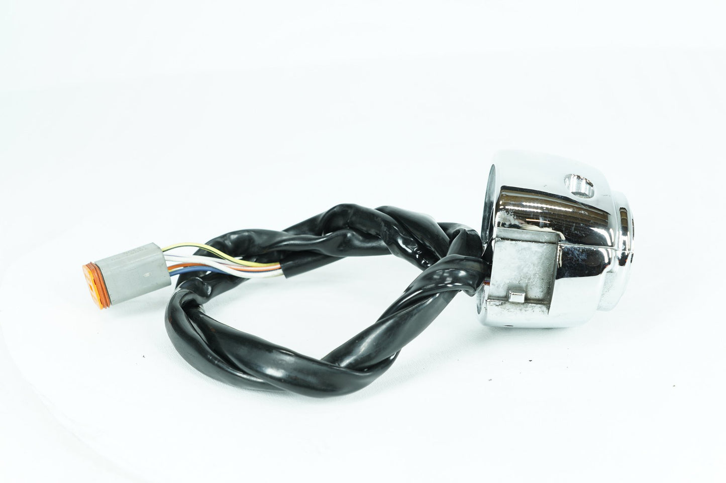 1999 - 2006 Harley-Davidson Dyna Wide Glide Left Turn Signal Headlight Switches Controls  	71685-06A