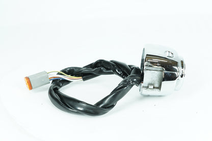 1999 - 2006 Harley-Davidson Dyna Wide Glide Left Turn Signal Headlight Switches Controls  	71685-06A