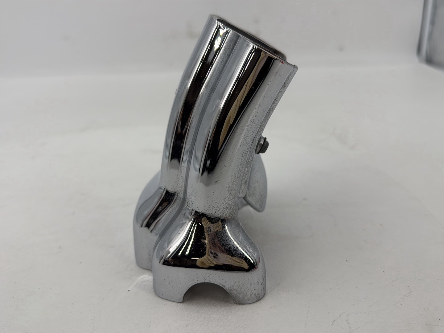 2004 - 2013 Harley-Davidson Sportster 883 Custom Front Handlebar Riser Top Clamp Chrome 56017-04