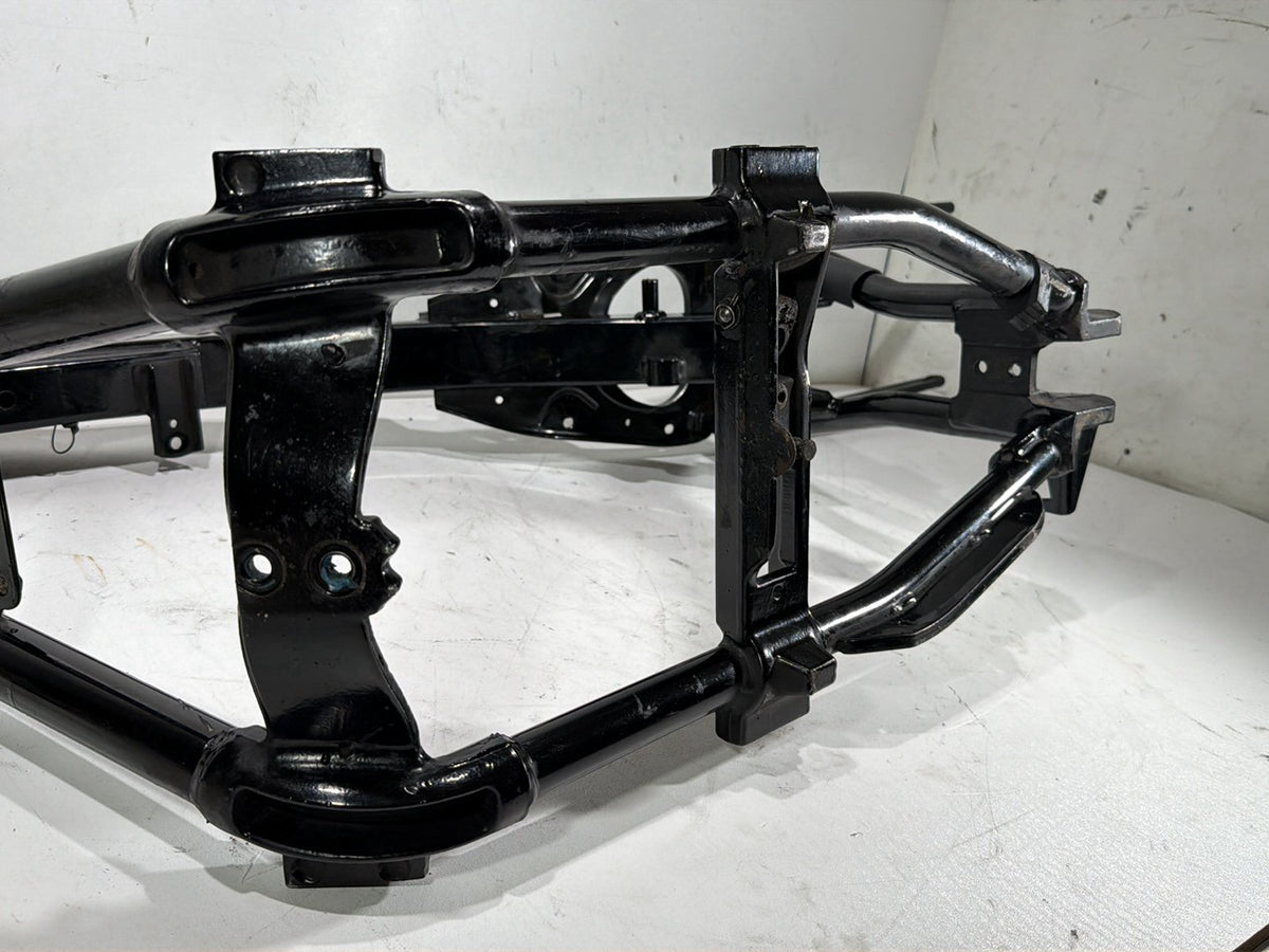 07 Harley Dyna Street Bob FXDBI OEM Body Main Frame Chassis 29 degree rake SLVG